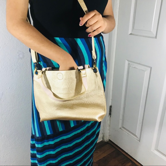 🍕 2/$20 Reversible Tote with removal pouch - Picture 2 of 8